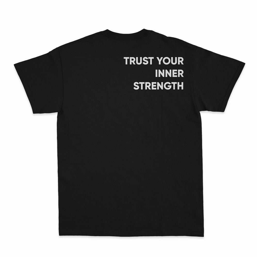 Camiseta Trust.